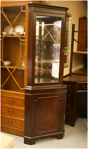 Mahogany Corner Cabinet with Mirror