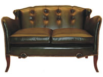 Pelelope Chesterfield Sofa